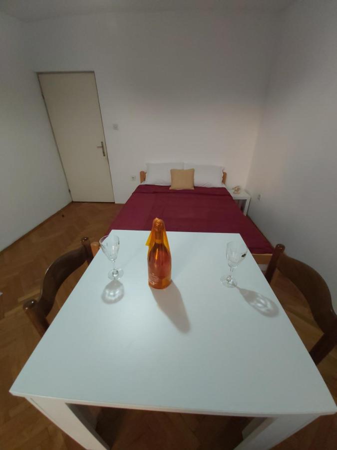 Apartments Maki Тиват Экстерьер фото