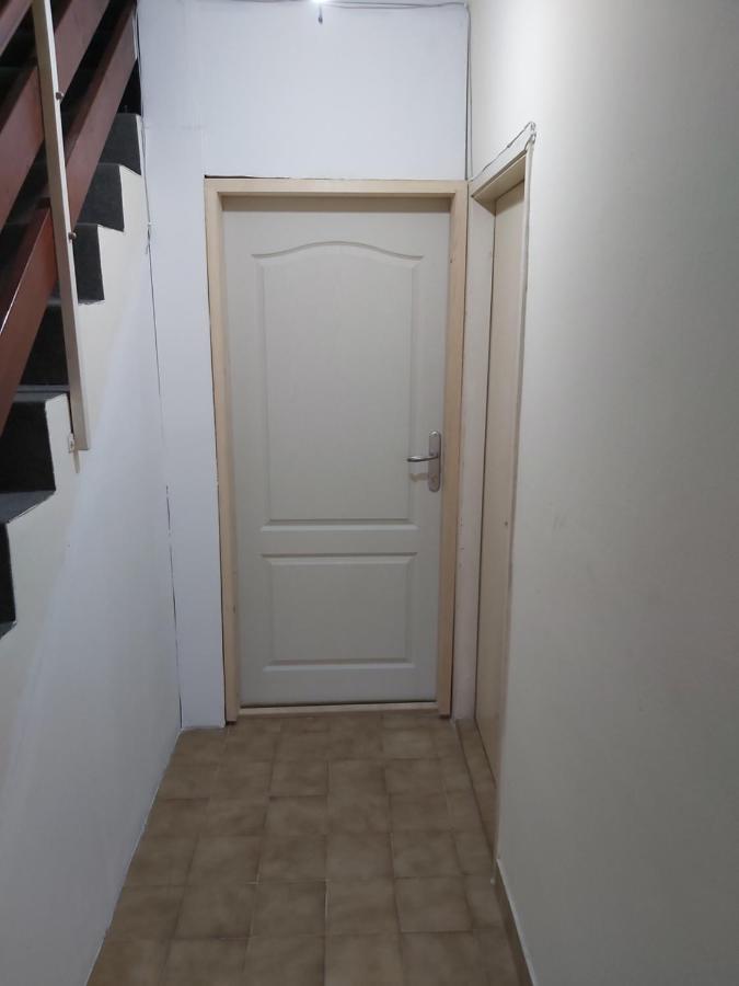 Apartments Maki Тиват Экстерьер фото
