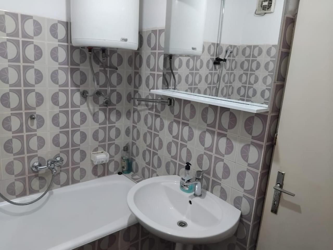 Apartments Maki Тиват Экстерьер фото